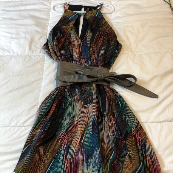GUESS cocktail dress- with or without belt - Picture 1 of 2